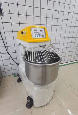 เครื่องผสมแป้งเกลียวสแตนเลส 120 กก. เครื่องผสมเกลียวความเร็วคู่ความเร็ว 0.55 กิโลวัตต์